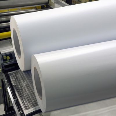 좋은 가격 80g 점착성 영구 아크릴 접착제와 흰색 유리 종이로 코팅 된 종이 라벨 온라인으로